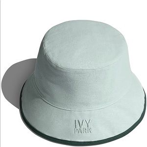 Ivy park bucket hat
